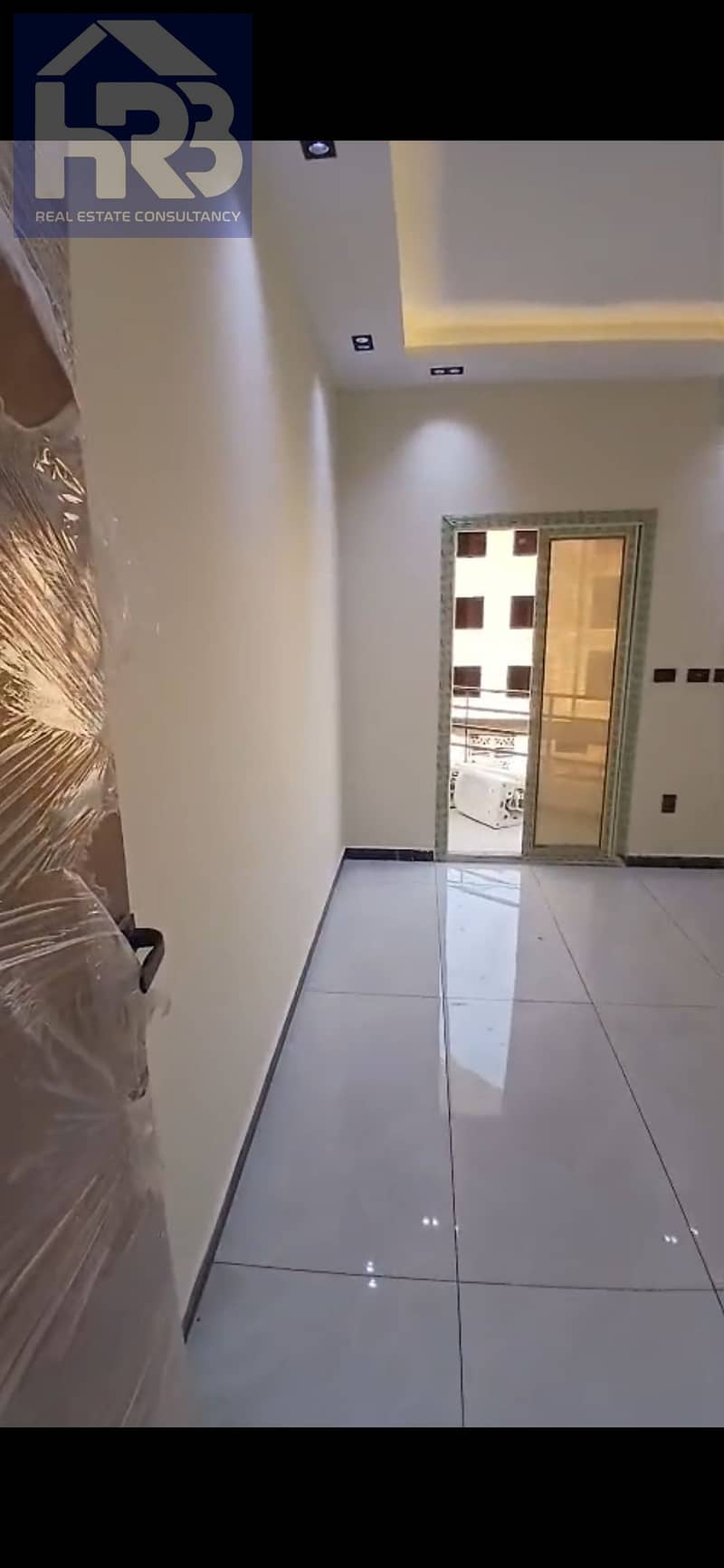 8 1001589670. jpg