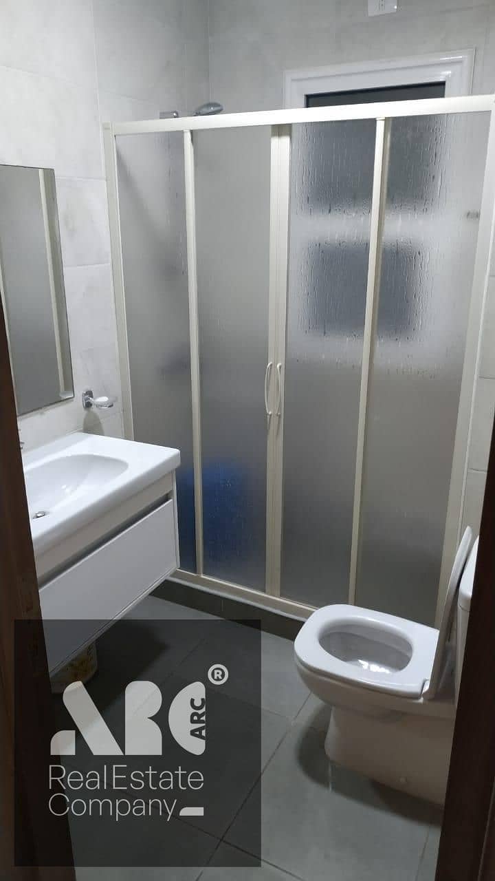 12 1000728954. jpg