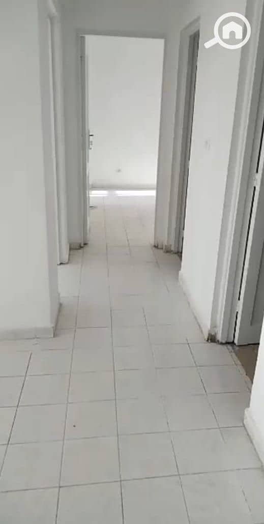 5 2dcd11f5-32a2-41e0-ad3d-4fcb65bc4840. jpg