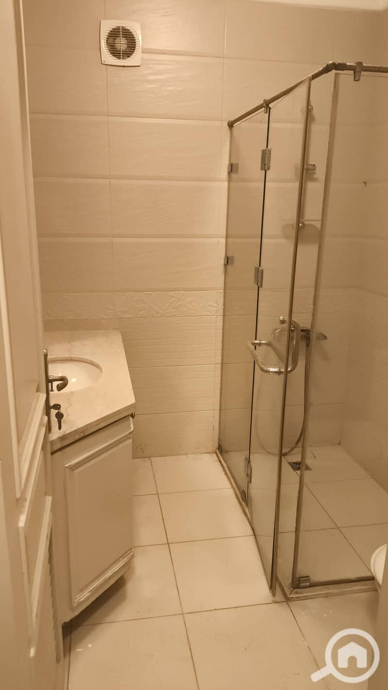 20 1000402400. jpg