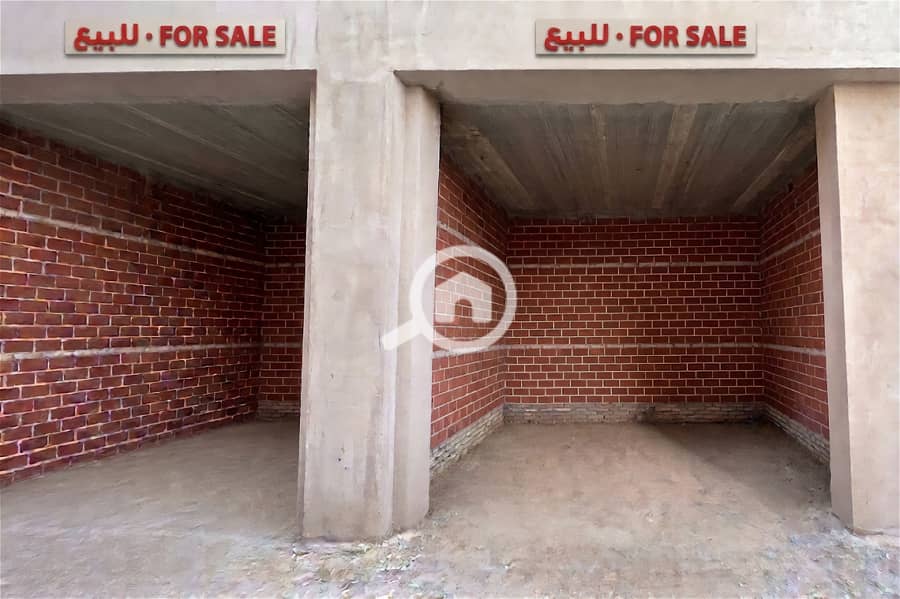 2 Basment circle 9 shops. png