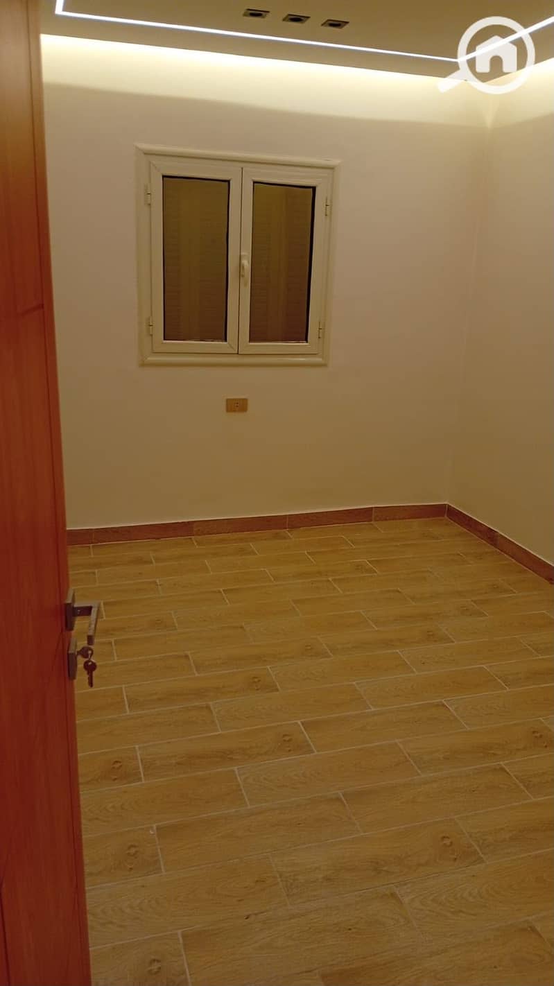5 1000141768. jpg