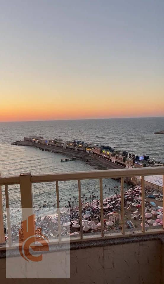 Apartment for rent, first row by the sea in Glem, 100 m - Vista 2