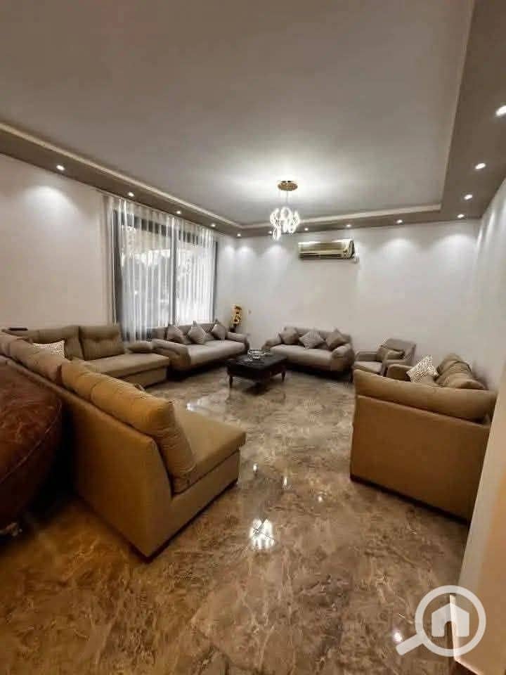 12 1000628437. jpg