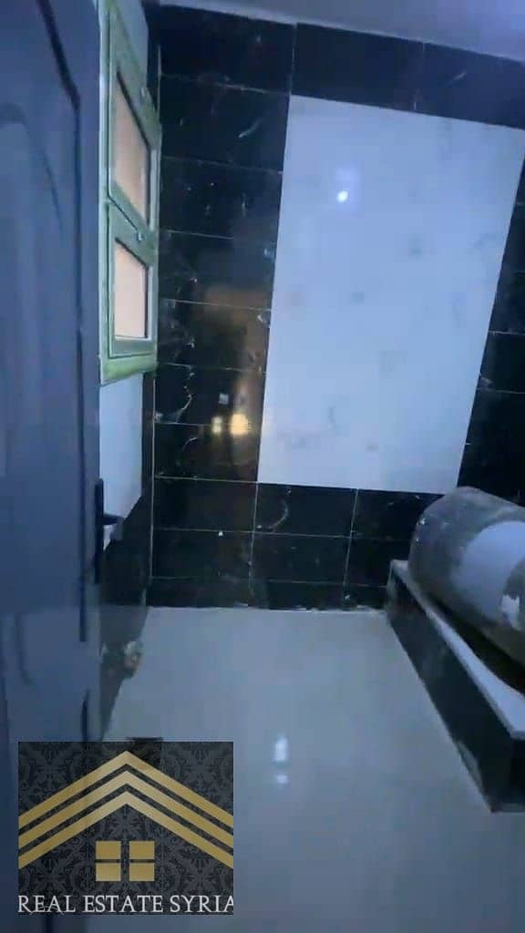 25 1000526617. jpg