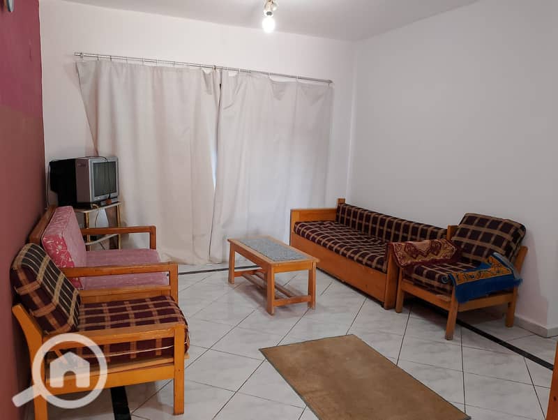 For rent a first balcony two rooms directly by the pool in Al-Shorouk Village - Aanzicht 6