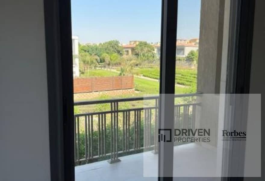 Luxury Super Lux Standalone Villa for Sale with Private Pool in Allegria Compound Beverly Hills Sheikh Zayed SODIC West - Bild 6
