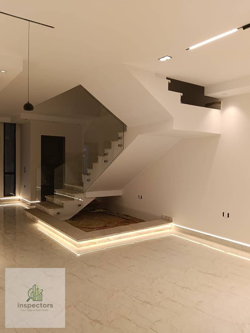17 a2f75b61-e3cf-4989-a273-6c524378476b. jpg