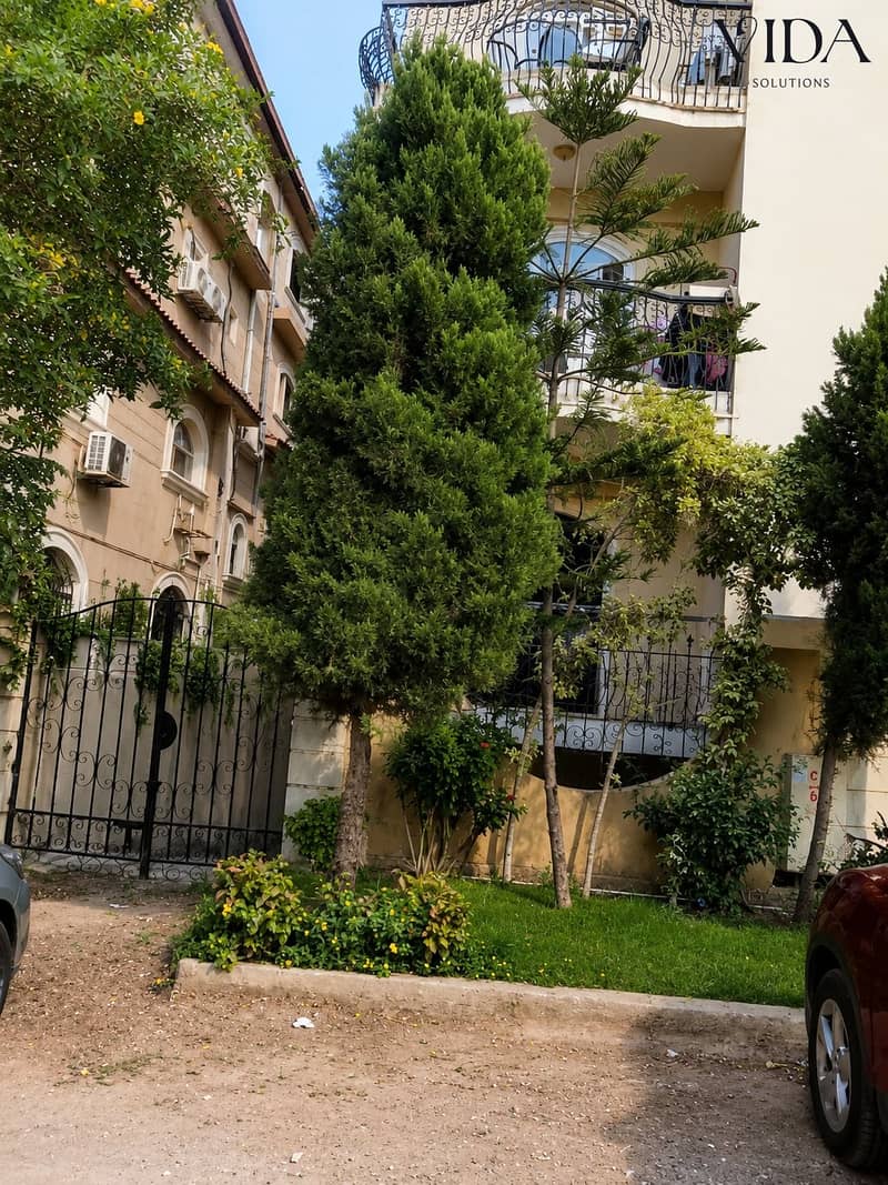 280 m² duplex with a private 90 m² garden in First District – 6th Neighborhood, Fifth Settlement, in a prime location near El Choueifat and 90th Stree - Aanzicht 5