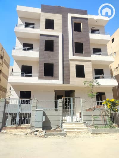 3 Bedroom Apartment for Sale in 6th of October, Giza - IMG-20260721-WA0035(1). jpg