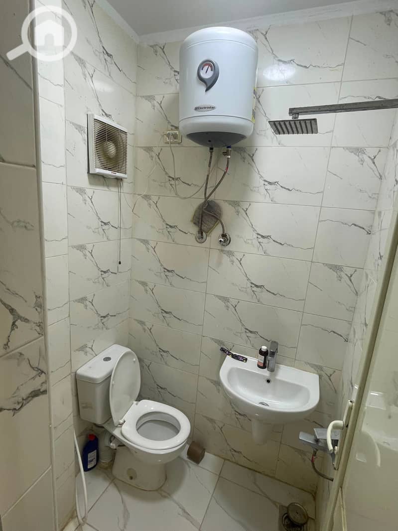 10 1000170750. jpg