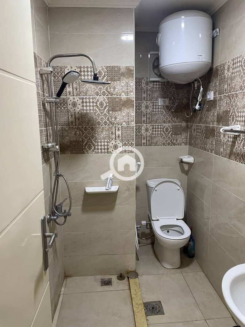 4 45746. jpg