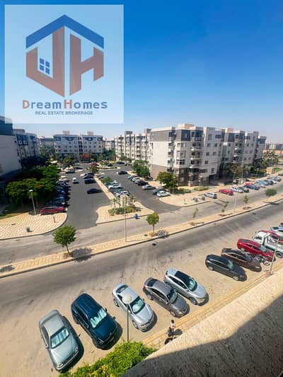 3 Bedroom Apartment for Sale in Madinaty, Cairo - 5e86f890-644d-415b-8519-df565df5296f. jpg 3 Bedroom Apartment for Sale in Madinaty, Cairo - 5e86f890-644d-415b-8519-df565df5296f. jpg