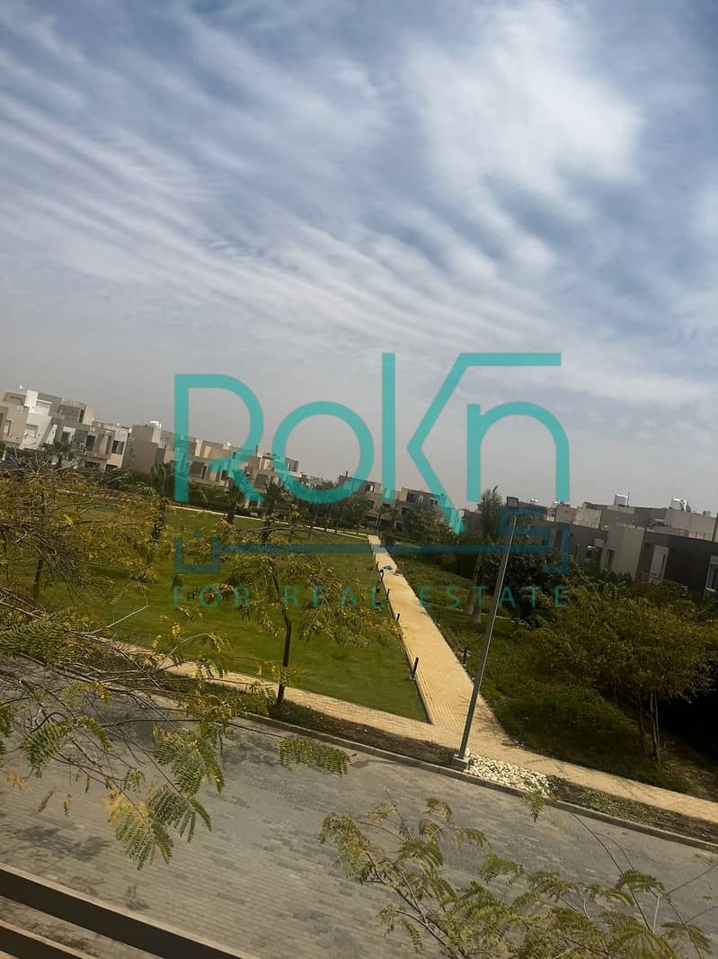 2 03ebc7aa-205d-4a31-9259-59a351059cf9. jpg
