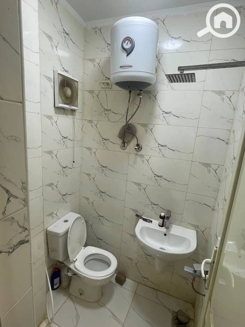 10 1000170750. jpg