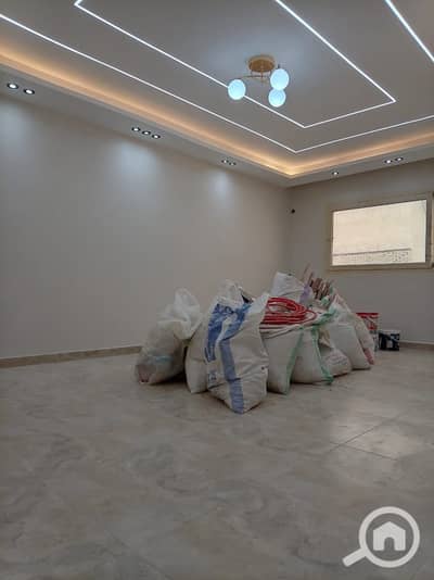 2 Bedroom Flat for Sale in Zahraa Al Maadi, Cairo - 277436. jpg