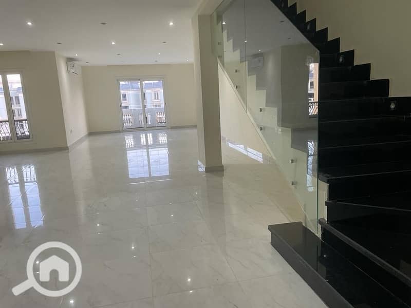 I villa roof middle with Kitchen and ACs for rent in mountain view Hyde park - Vista 5