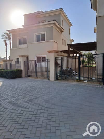 5 Bedroom Villa for Sale in Mokattam, Cairo - 0eb69907-18c7-4160-bfdf-d9782e5249f7. jpg
