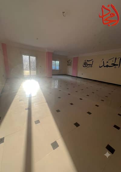 3 Bedroom Apartment for Sale in Zahraa Al Maadi, Cairo - شقه للبيع