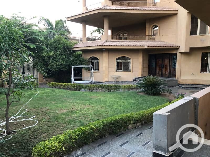 Private villa for sale in Al-Yasmin; 800-meter plot with a garden view and located on a corner lot - Bild 4
