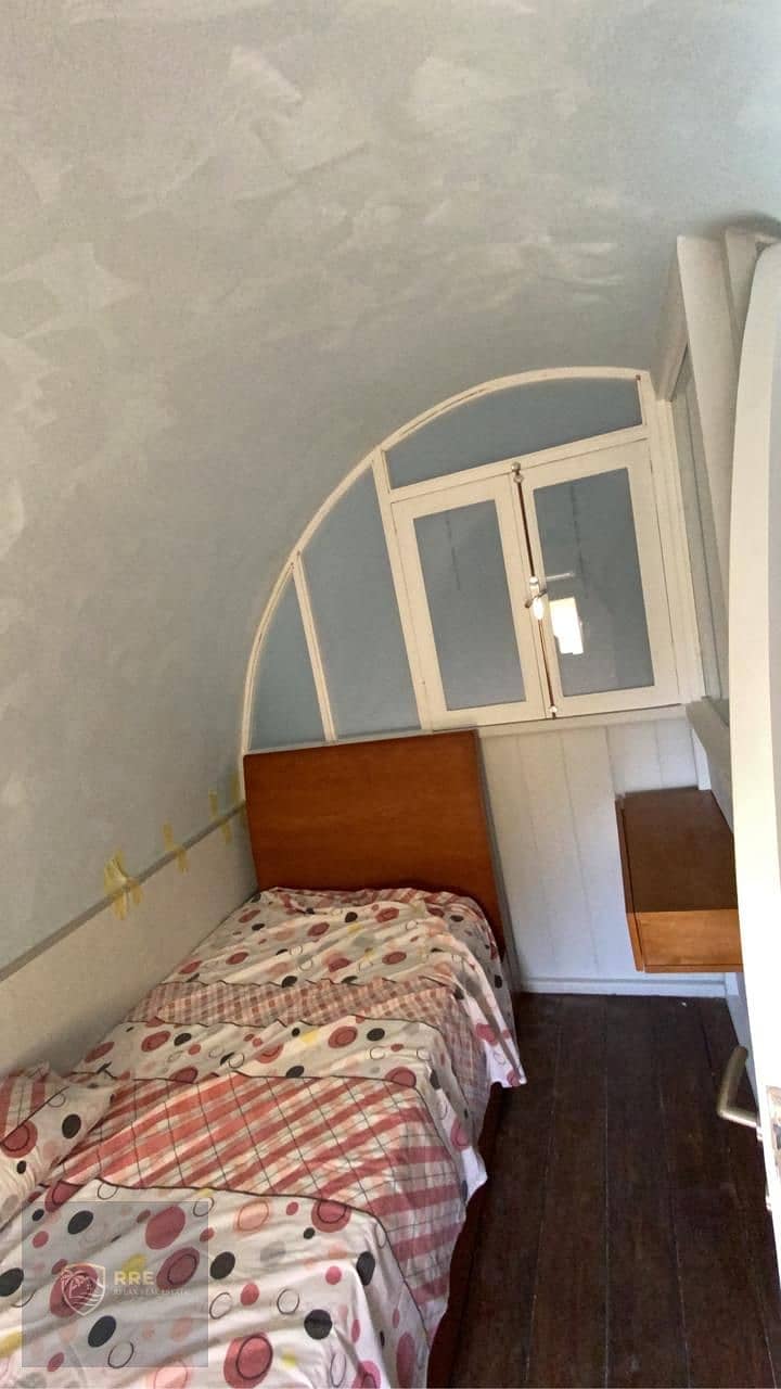6 52d3c5be-d6e0-4347-bed8-cd4c8c6b3100. jpg