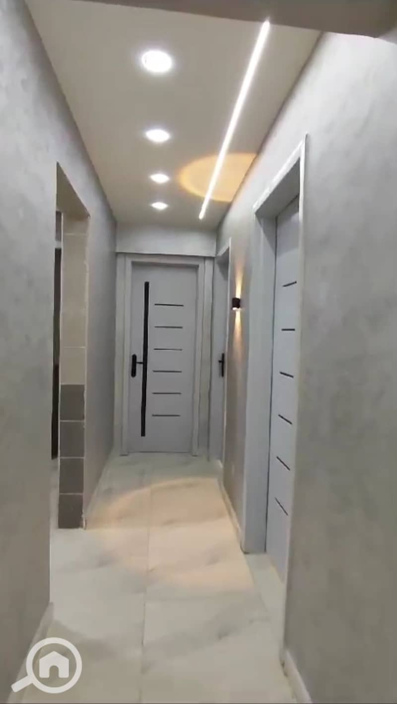 6 48521. jpg