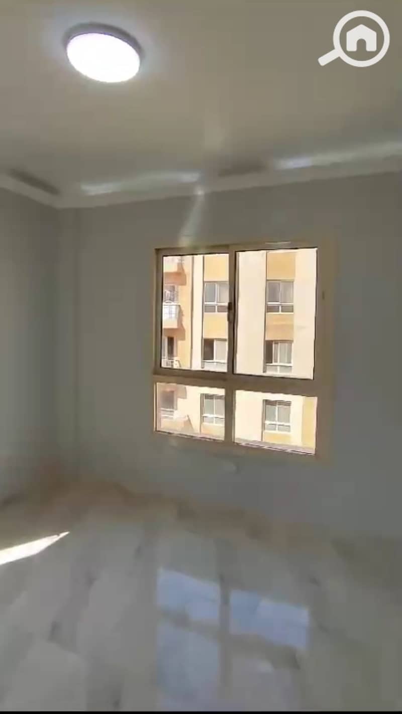 8 48518. jpg