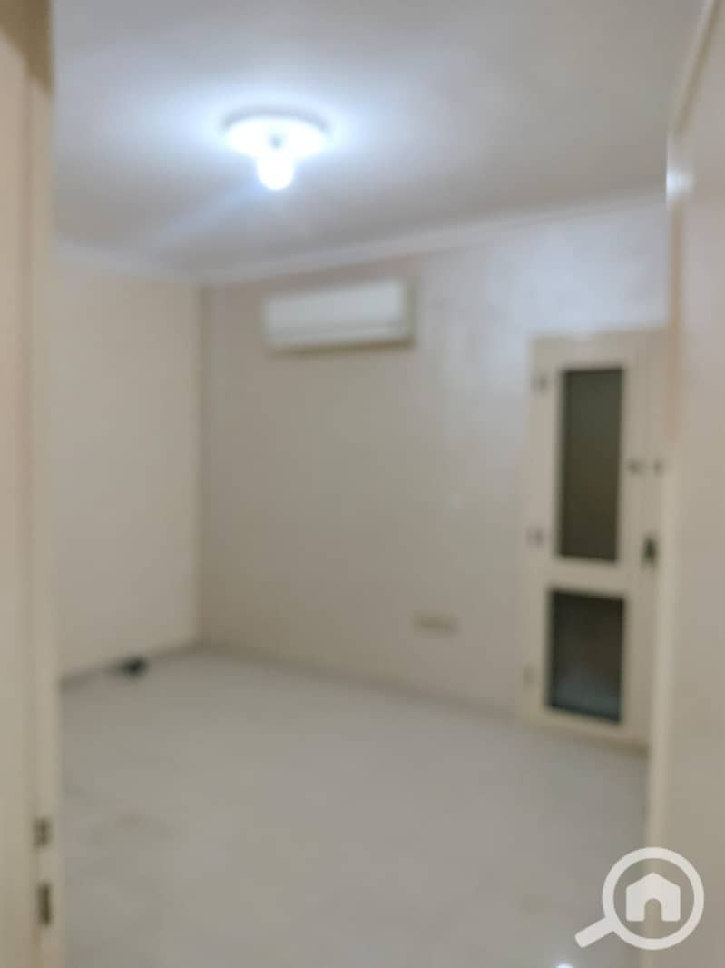 4 1000443990. jpg