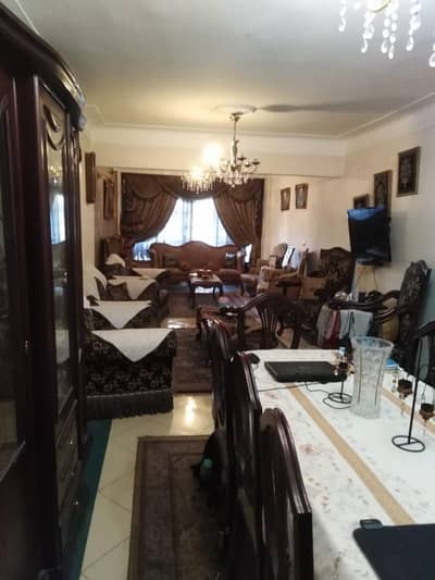 2 Bedroom Flat for Sale in Miami, Alexandria - شقة للبيع فى ميامى ١٣٠ متر ٢ غرفة ٢ حمام ريسبشين ٣ البيع من المالك