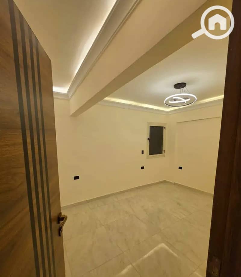 Inspect and move in immediately! Apartment for sale, 172 sqm on the tourist promenade in R7, New Administrative Capital. Prime location directly next - Vista 5