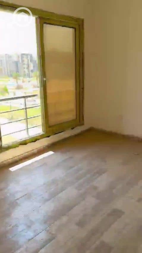 8 WhatsApp Video 2026-03-25 at 3.22. 21 PM - frame at 0m52s. jpg