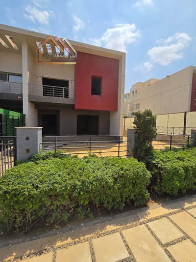 3 Bedroom Villa for Sale in Madinaty, Cairo - 9021fe61-03ca-413a-9949-86aa4f961b27. jpg 3 Bedroom Villa for Sale in Madinaty, Cairo - 9021fe61-03ca-413a-9949-86aa4f961b27. jpg