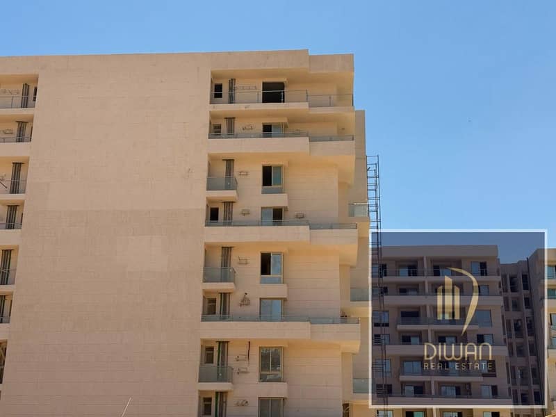 Ready-to-move apartment in the New Capital with a stunning Green River and Iconic Tower view. 30% discount for a limited time. - Aanzicht 6