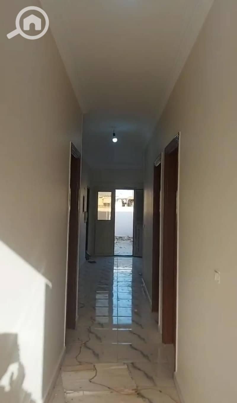 5 1001176297. jpg