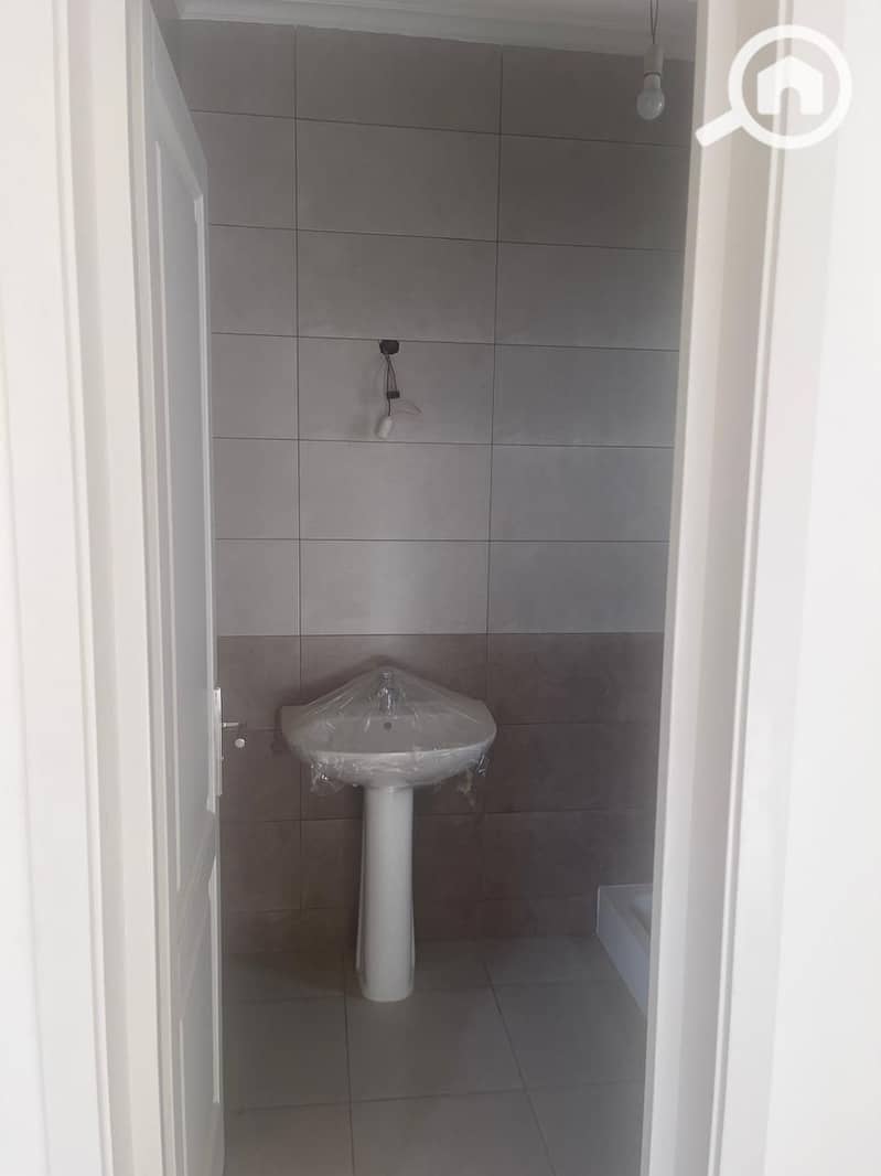 7 104304. jpg