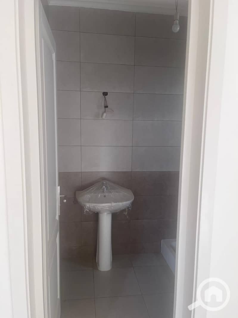 21 104304. jpg
