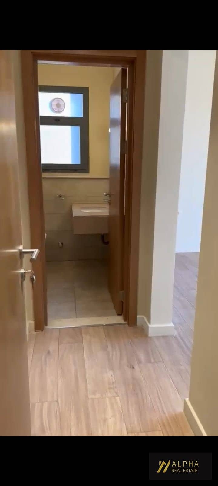 6 1000282774. jpg