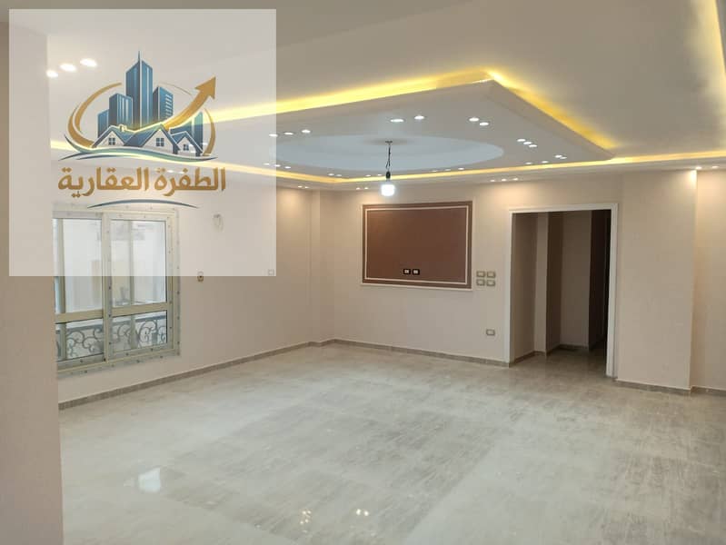 10 ab90eb35-4ecb-4bfa-b6fe-cf844736eabf (1). jpg