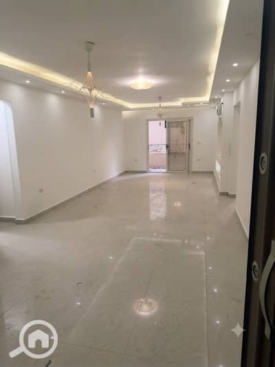 3 Bedroom Apartment for Sale in Zahraa Al Maadi, Cairo - d0d845a5-85c4-4dbc-be80-f116d86fb677. jpg