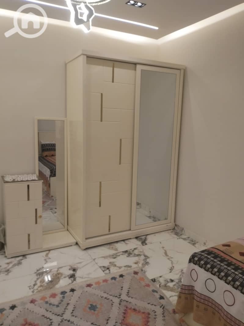 9 1000415687. jpg