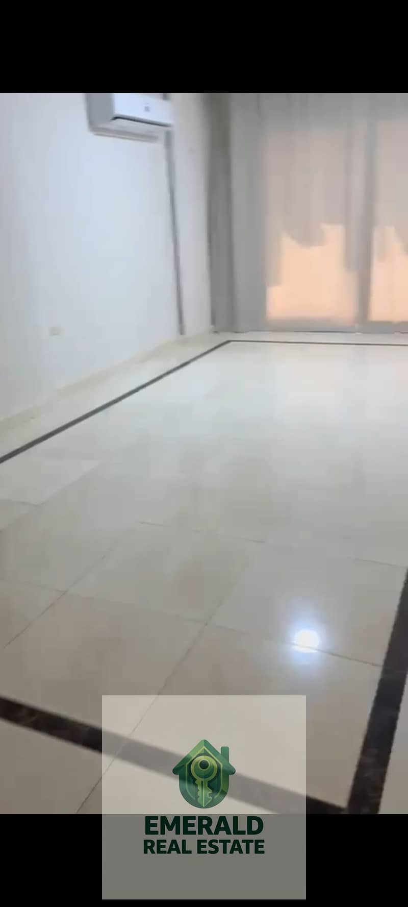 24 1000665462. jpg