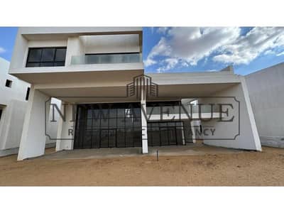 5 Bedroom Villa for Sale in New Cairo, Cairo - WhatsApp Image 2026-07-28 at 12.35. 47 PM (3). jpg 5 Bedroom Villa for Sale in New Cairo, Cairo - WhatsApp Image 2026-07-28 at 12.35. 47 PM (3). jpg