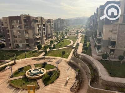 فلیٹ 3 غرف نوم للبيع في 6 اكتوبر، الجيزة - 669027105_1245181487766009_6594047856389230071_n. jpg