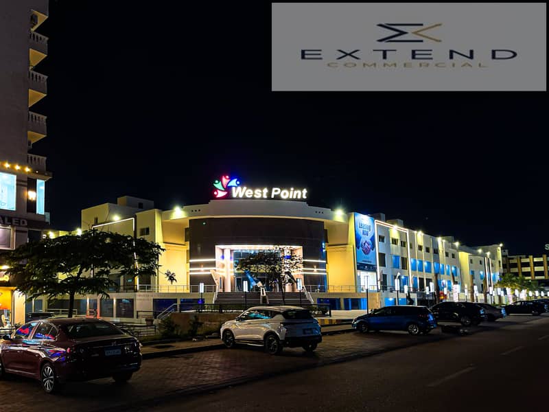 In a strategic location with high daily traffic, a commercial space for rent measuring 100 sqm in the heart of 6th of October on the central axis inside a shopping mall, suitable for multiple activities. - Vista 5