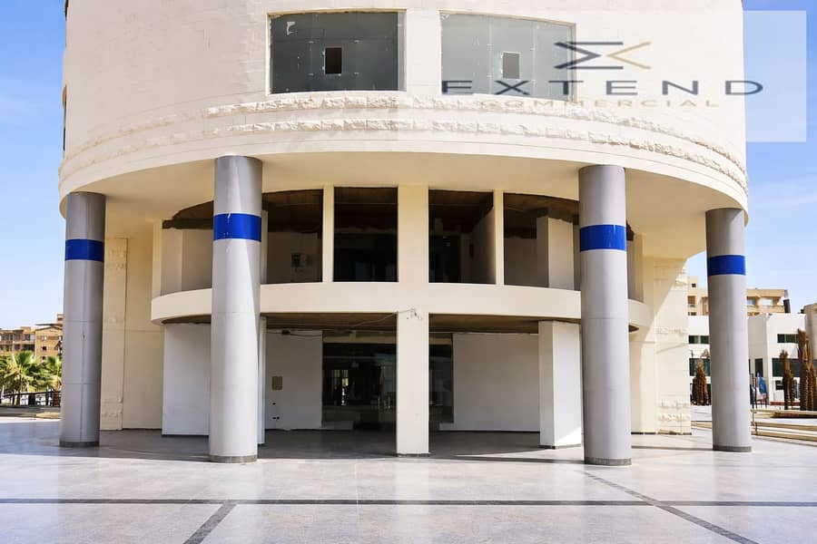 6 Modern building with grand entrance. png