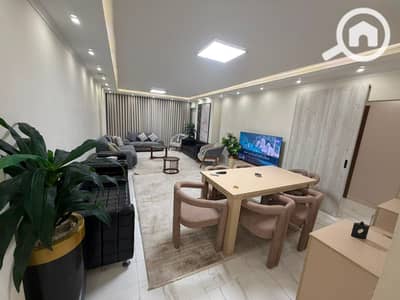 فلیٹ 4 غرف نوم للبيع في القطامية، القاهرة - motion_photo_9159237792243904840. jpg
