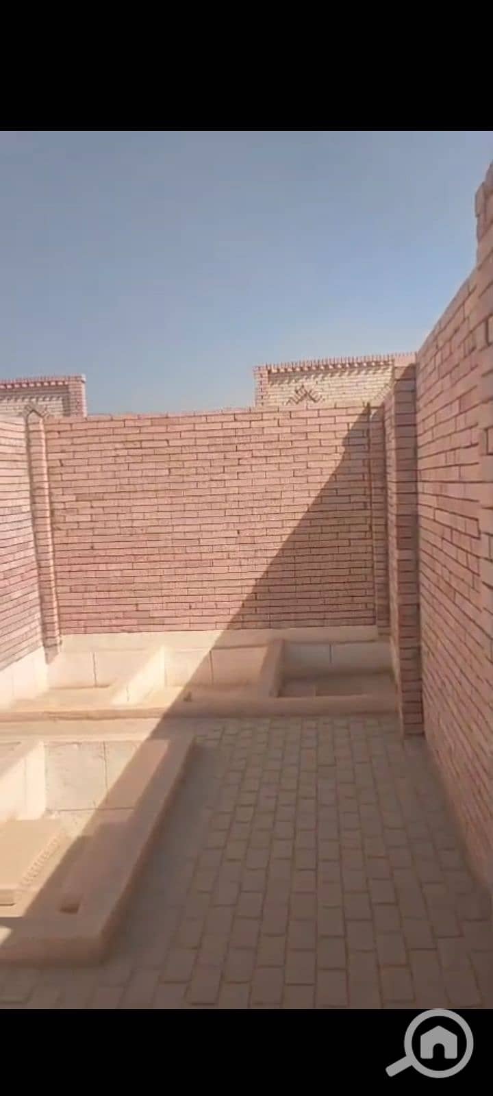 11 1000328863. png