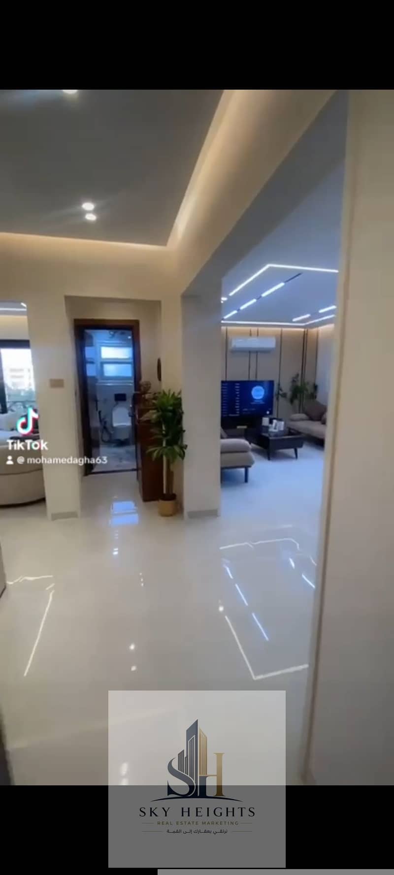 11 1000952726. jpg
