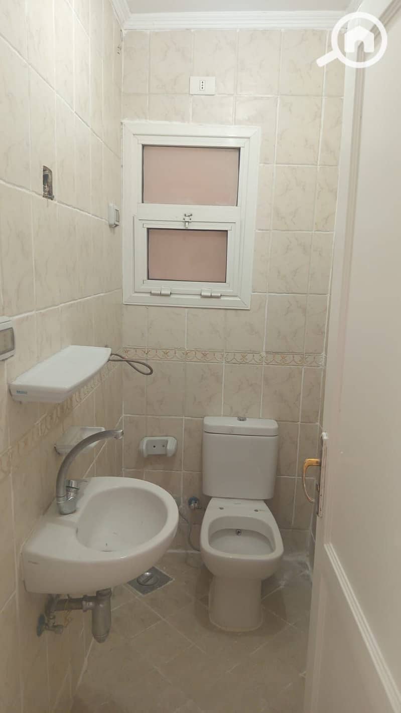 4 1002756344. jpg