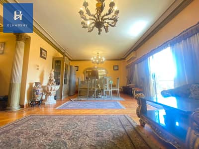 شقة 3 غرف نوم للبيع في المهندسين، الجيزة - شقة للبيع فى المهندسين 158م قرب شارع شهاب الرئيسى ( تشطيب كلاسيكى رائع )  (1). jpeg